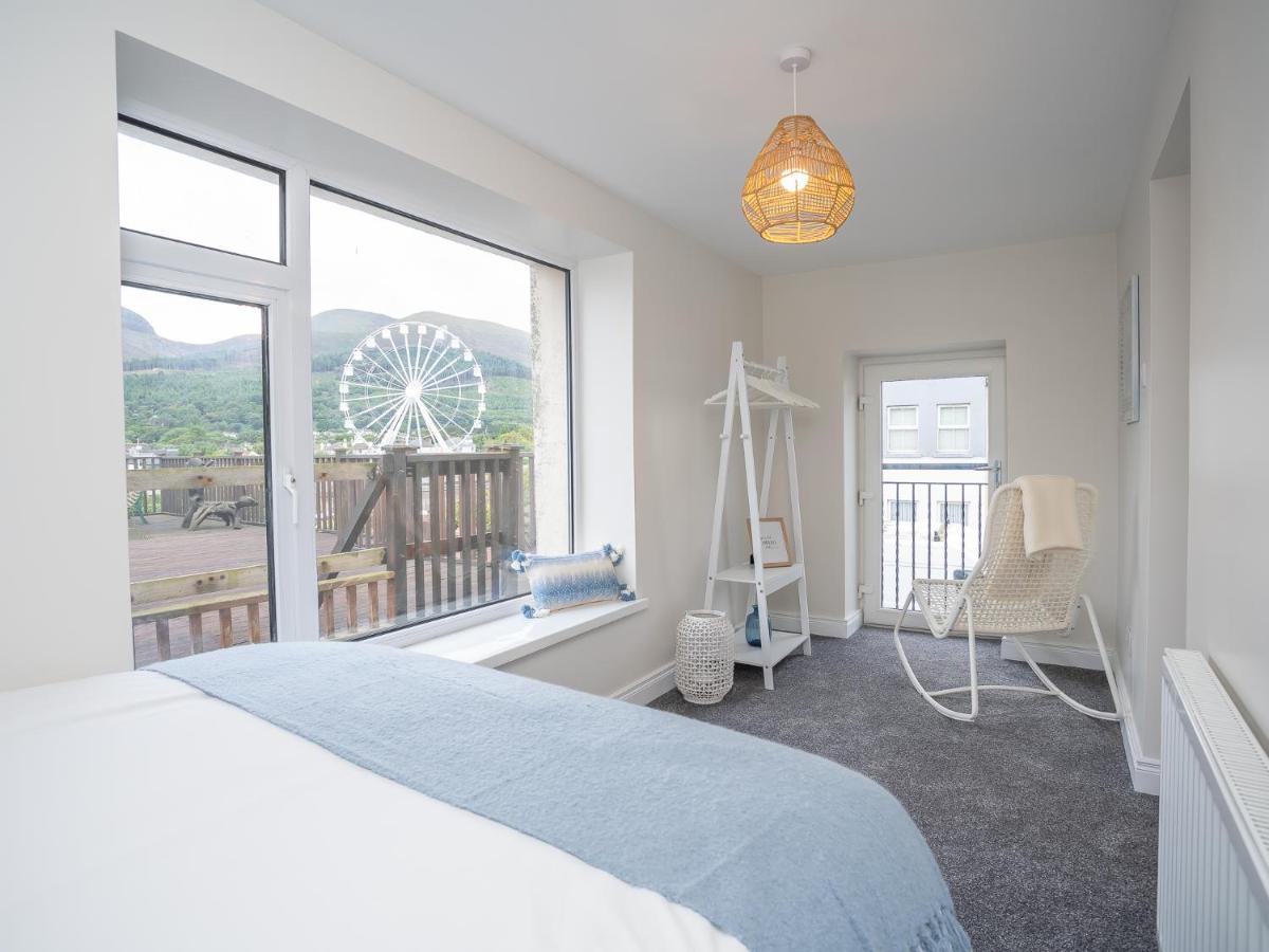 The Views Townhouse Villa Newcastle  Exterior photo